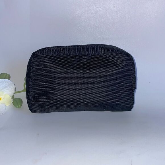 TUMI Cosmetic Bag - Picture 2 of 9